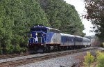 RNCX 102 lead train P073-16 around the curve at "Hardee's"